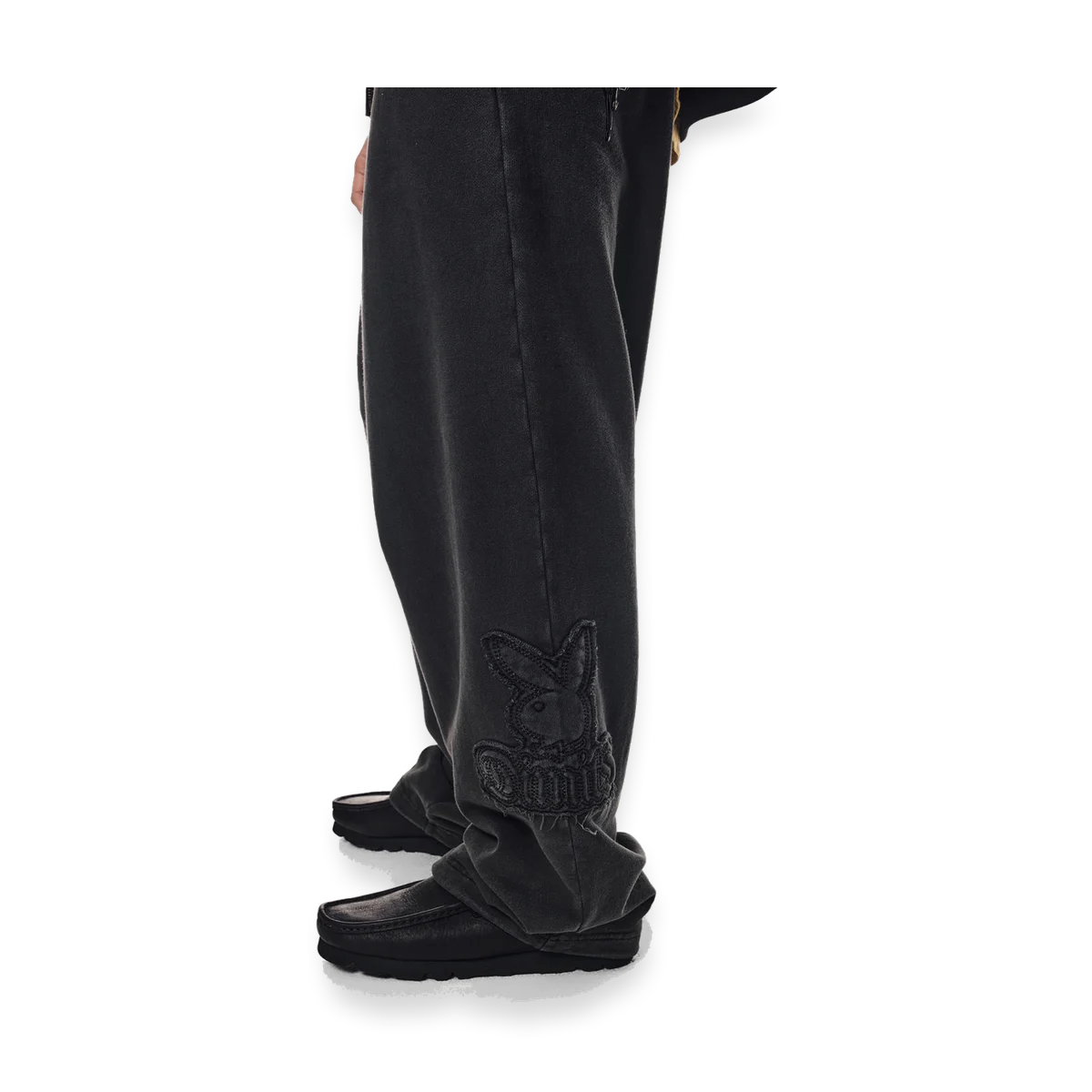2526 PLAYBOY DIMITO BUNNY SWEATPANTS WASHED BLACK