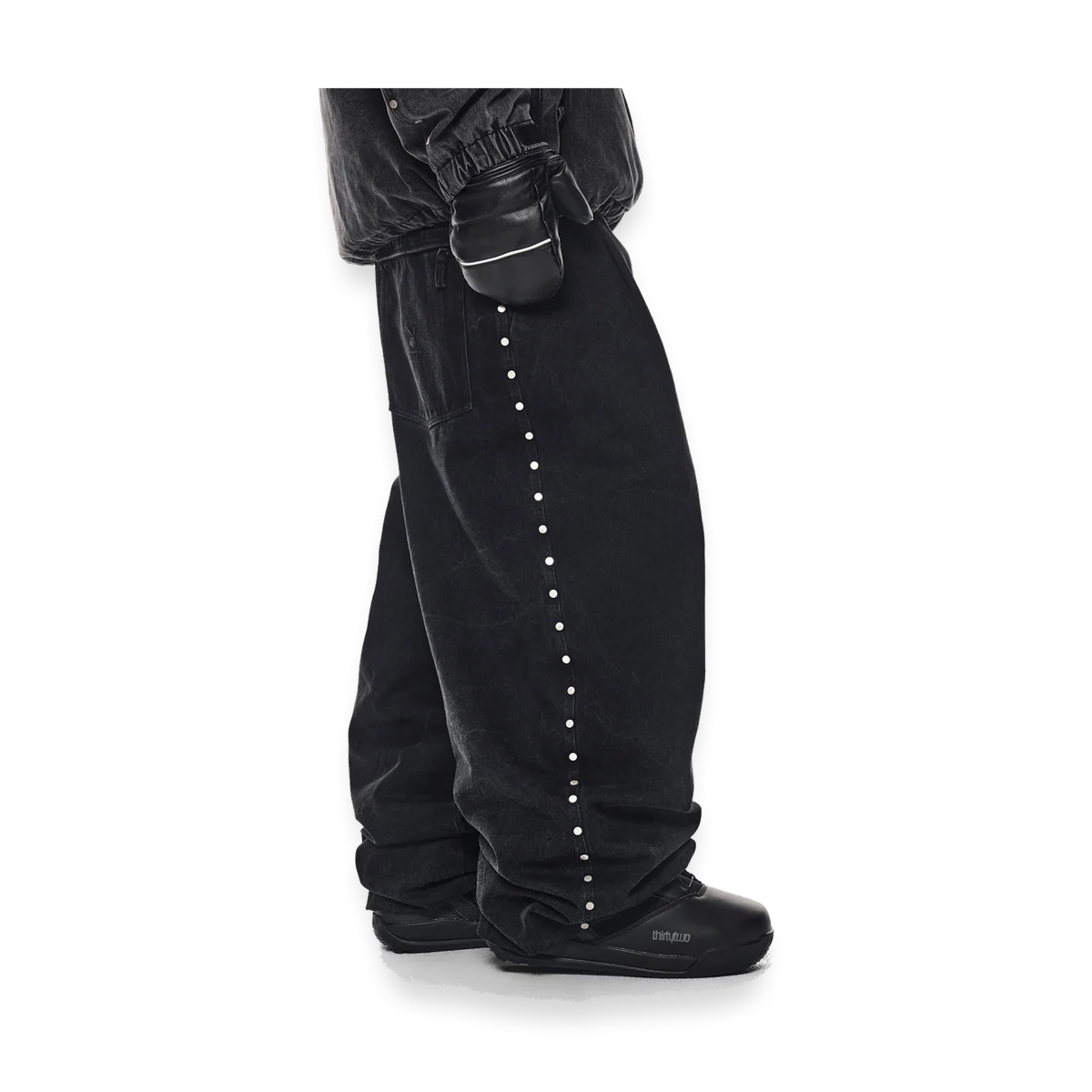 2526 PLAYBOY DIMITO STUD LINE OG DENIM PANTS WASHED BLACK