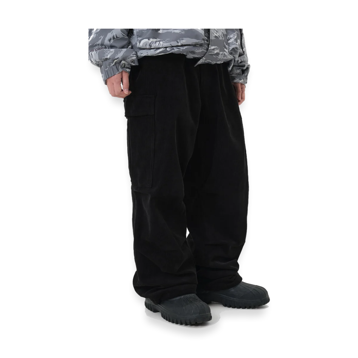 2526 VTX CORDUROY CARGO PANTS BLACK