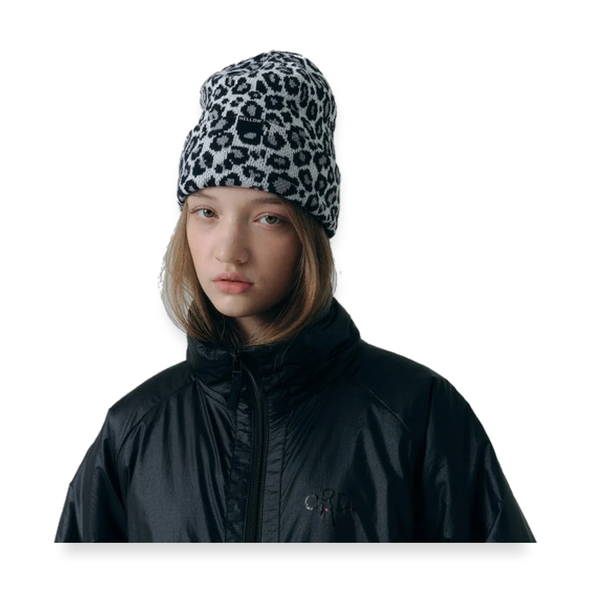 2526 LEOPARD BEANIE WHITE